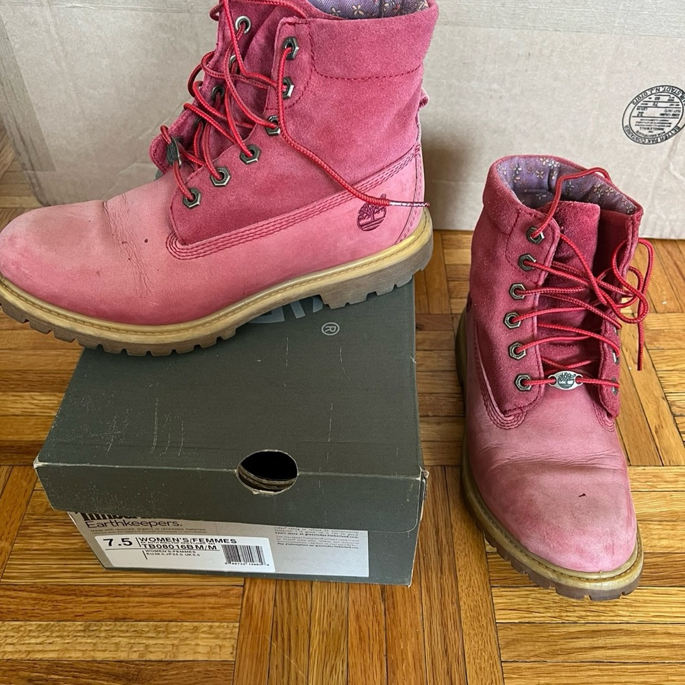 Timberland Women's Pink Boots